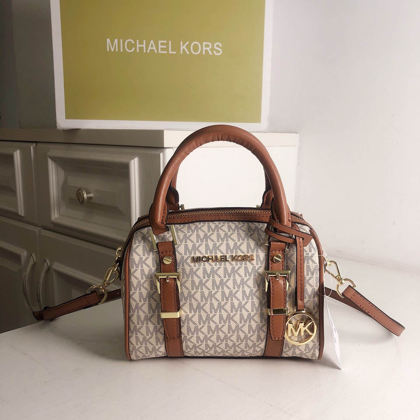 Luxury Bags Brands - ใหม่ไมเคิล คอร์กระเป๋าถือดีไซน์หรูสำหรับผู้หญิงคุณภาพสูงกระเป๋าสะพายข้างแบบคลาสสิกกระเป๋าเดินทางกระเป๋าสะพายไหล่ของขวัญสำหรับสุภาพสตรีที่สวยงาม