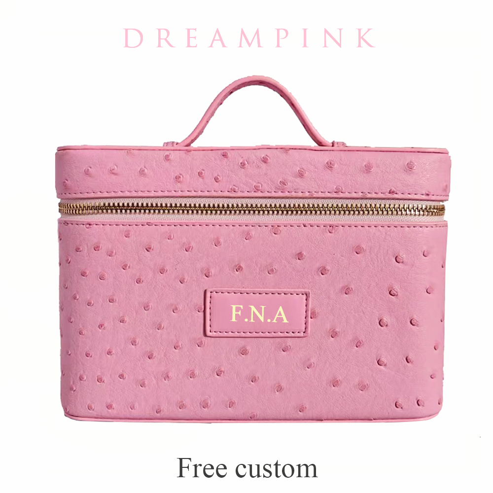 Luxury Bags Name For Women - กระเป๋าเครื่องสำอางสุดหรูหราลายหนังนกกระจอกเทศสำหรับผู้หญิง พร้อมช่องใส่ของขนาดใหญ่ สามารถสลักชื่อได้ พร้อมหูหิ้ว กระเป๋าใส่เครื่องสำอางสำหรับเดินทาง