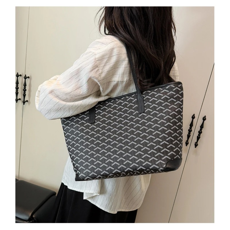 กระเป๋าผ้าอ้อมดีไซน์คลาสสิกจาก - Luxury Bags Lv บทวิจารณ์และราคา