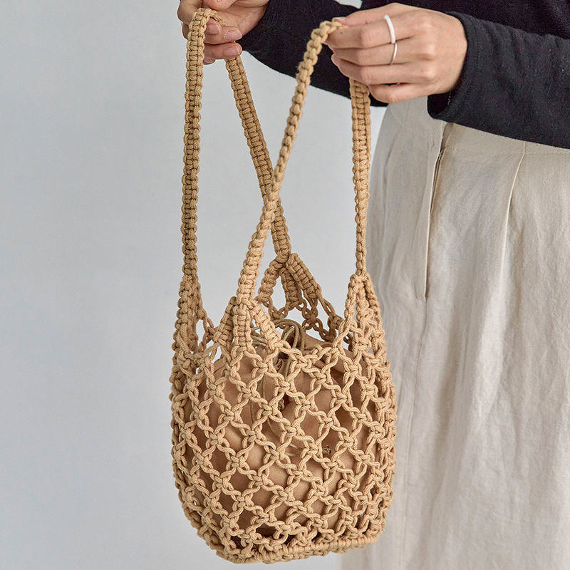 กระเป๋าชายหาดสำหรับผู้หญิงในช่ - Luxury Beach Bags Ysl บทวิจารณ์และราคา