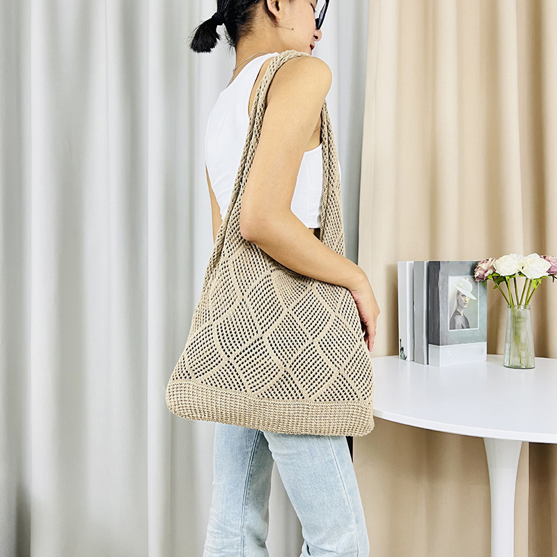 แนวโน้มใหม่กระเป๋าสตรีโครเชต์ก - Luxury Beach Bags Ysl บทวิจารณ์และราคา