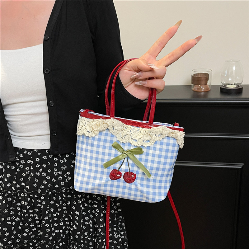 กระเป๋าถือผู้หญิงแบบใหม่ สไตล์ - Luxury Bags Brands บทวิจารณ์และราคา